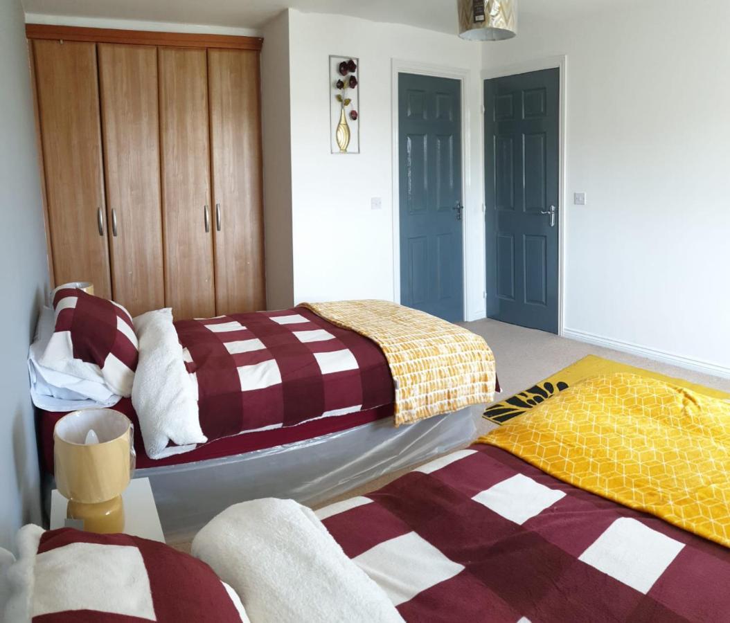 Queens Rooms, A Perfect Stay, Next To Shopping Parks And Central Манчестер Экстерьер фото