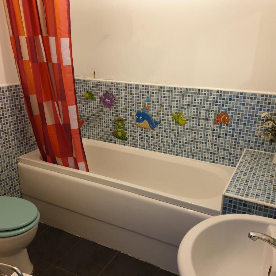 Queens Rooms, A Perfect Stay, Next To Shopping Parks And Central Манчестер Экстерьер фото
